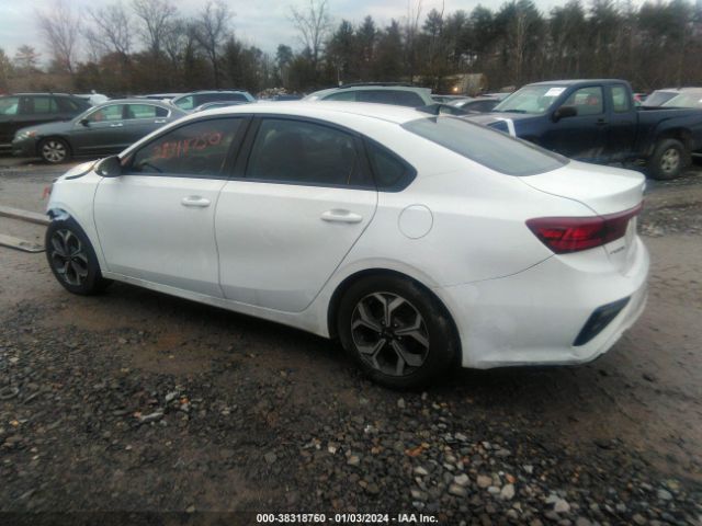 3KPF24AD6KE022608 KIA Forte Lxs