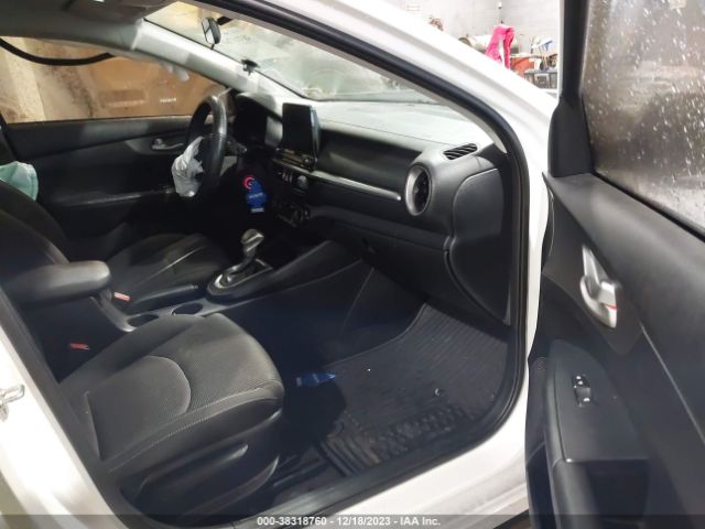 3KPF24AD6KE022608 KIA Forte Lxs