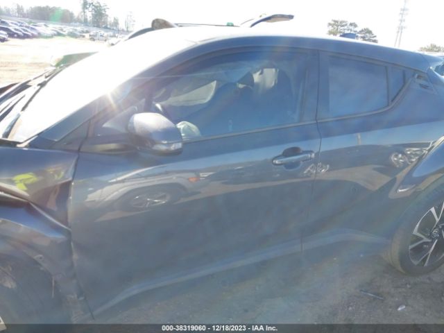 NMTKHMBX0LR117872 Toyota C-HR XLE