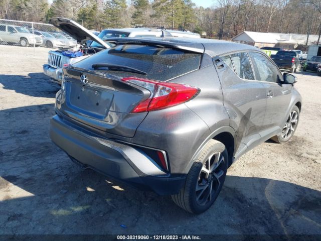 NMTKHMBX0LR117872 Toyota C-HR XLE