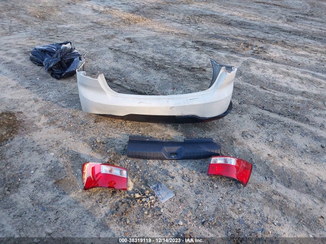 KIA RIO EX 2015 KNADN4A3XF6425408 Image 12