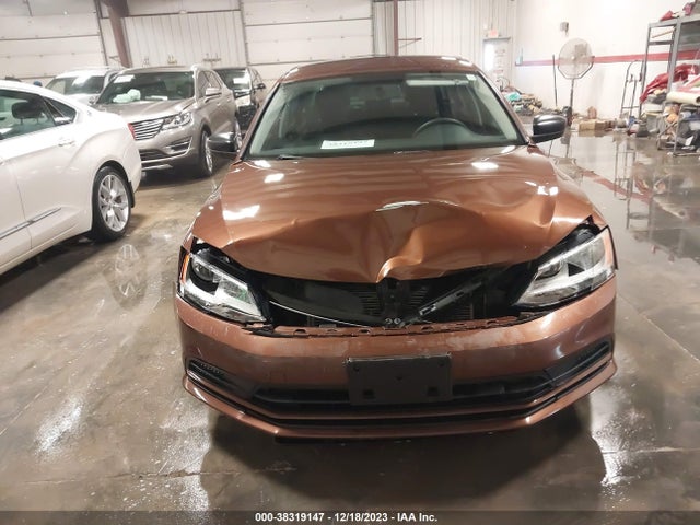 3VW267AJ4GM404415 Volkswagen Jetta 1.4t S W/technology