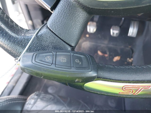 2013 FORD FOCUS ST VIN: 1FADP3L95DL185830