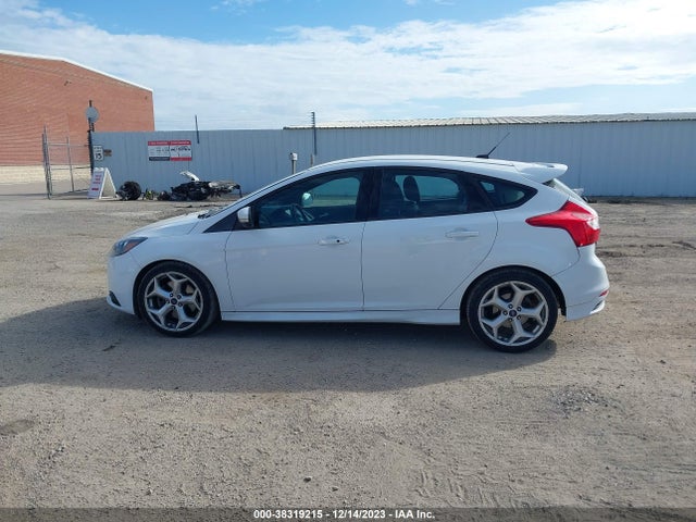 2013 FORD FOCUS ST VIN: 1FADP3L95DL185830