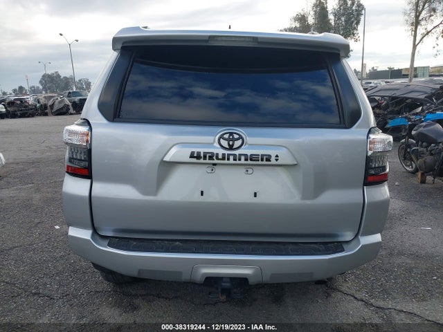 Toyota 4RUNNER SR5 2021 JTEMU5JR8M5919345 Image 16