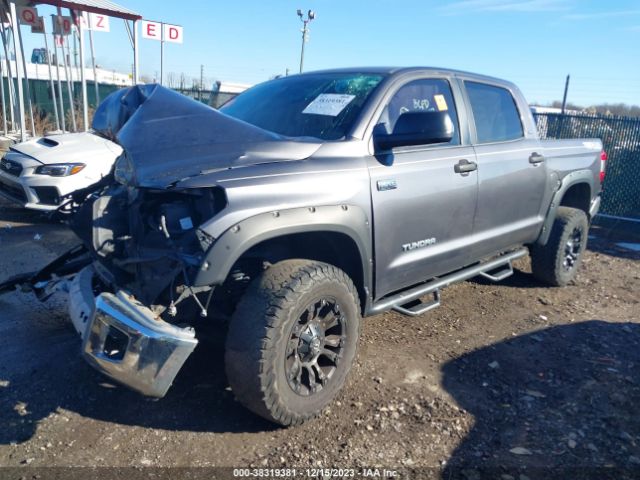 5TFDY5F18EX377214 Toyota Tundra Sr5 5.7l V8
