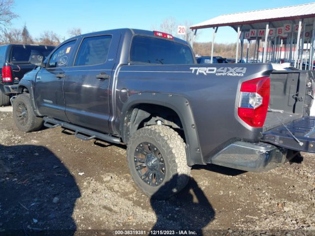 5TFDY5F18EX377214 Toyota Tundra Sr5 5.7l V8