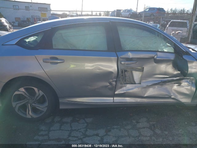 2018 HONDA ACCORD EX VIN: 1HGCV1F43JA241000