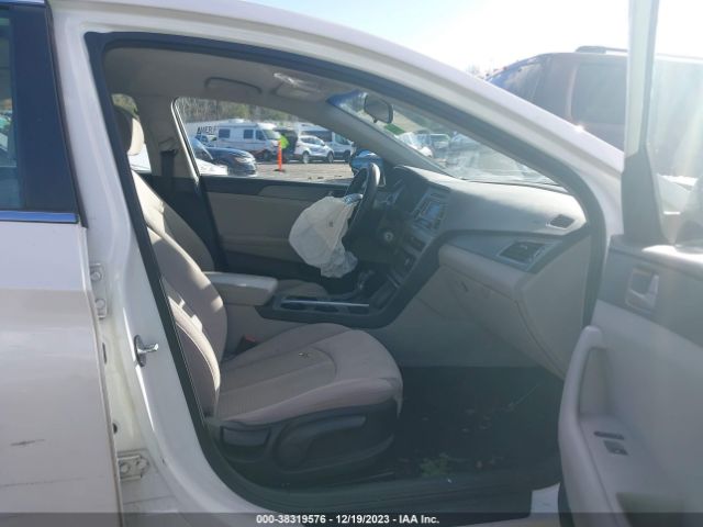 5NPE24AF2FH075532 Hyundai SONATA SE