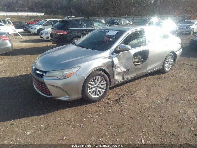 Toyota CAMRY LE 2017 4T1BF1FK8HU766855 Image 2