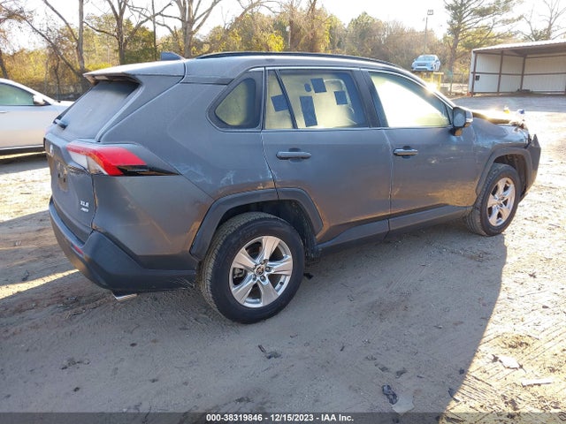 Toyota Rav4 Xle 2020 JTMP1RFV9LD528510 Image 4