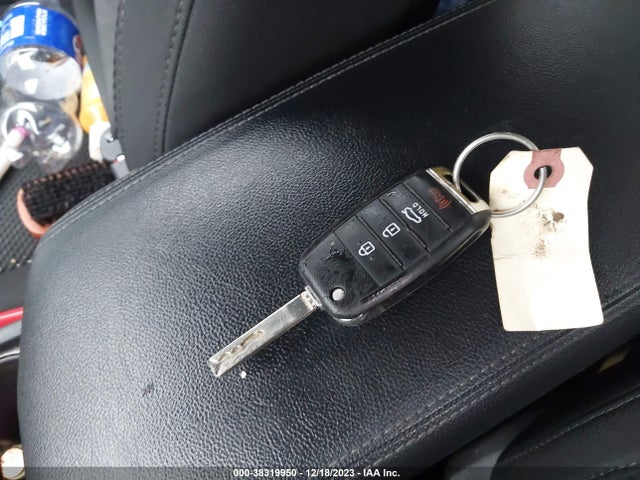 KIA Optima Lx 2019 5XXGT4L31KG308282 Image 11