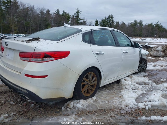 5XXGT4L31KG308282 KIA Optima Lx