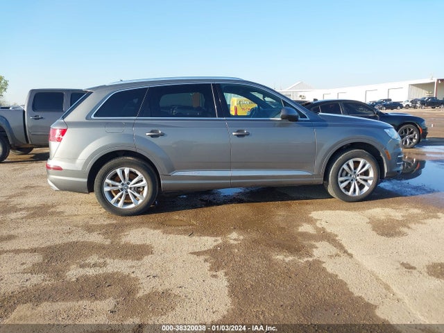 WA1LAAF70HD016430 Audi Q7 3.0t Premium