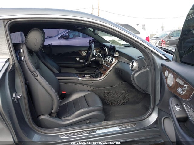 Mercedes-Benz C 300 2018 WDDWJ4JB6JF718705 Image 5
