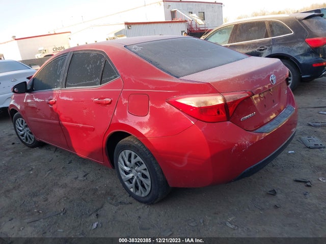 Toyota COROLLA LE 2018 2T1BURHE2JC003605 Image 3