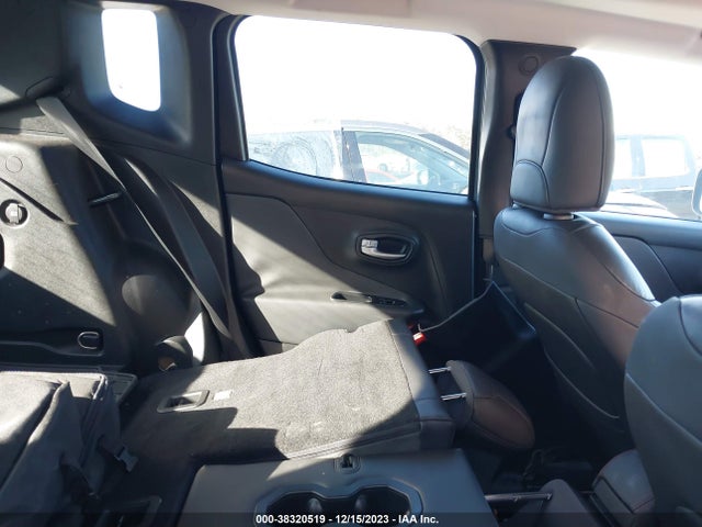 Jeep Renegade Trailhawk 2015 ZACCJBCT7FPC36126 Image 8