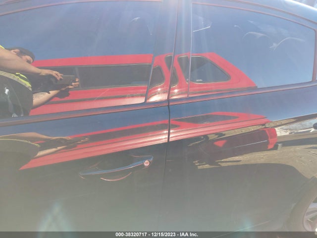 2018 HYUNDAI ELANTRA SEL VIN: 5NPD84LF2JH235604