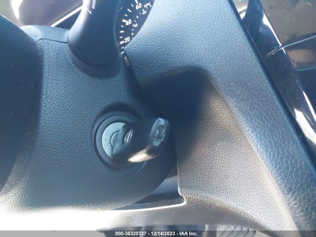 2014 NISSAN ROGUE S VIN: 5N1AT2MT0EC838686