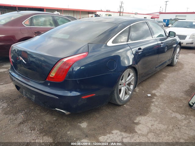2011 JAGUAR XJ SAJWA2GB5BLV15833 Photo 3
