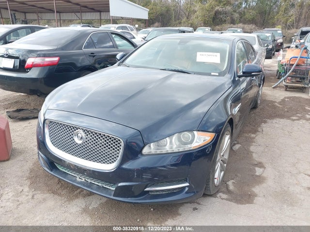 2011 JAGUAR XJ SAJWA2GB5BLV15833 Photo 5