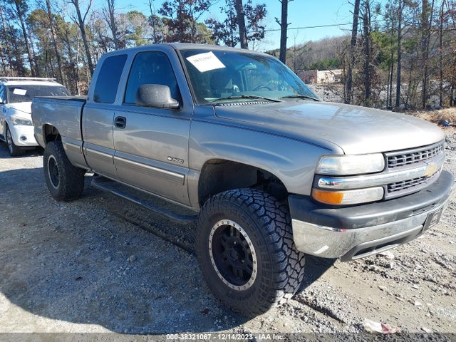 2001 CHEVROLET SILVERADO 1500 LS VIN: 2GCEC19T311119506