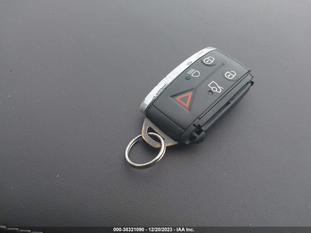 2012 JAGUAR XF SAJWA0HB2CLS40913 Photo 10