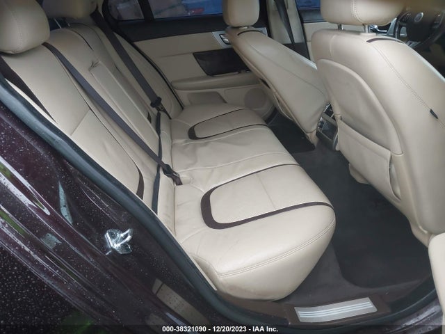 2012 JAGUAR XF SAJWA0HB2CLS40913 Photo 7
