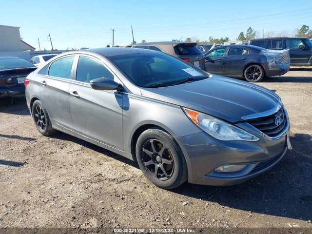 2013 HYUNDAI SONATA GLS VIN: 5NPEB4AC5DH586378