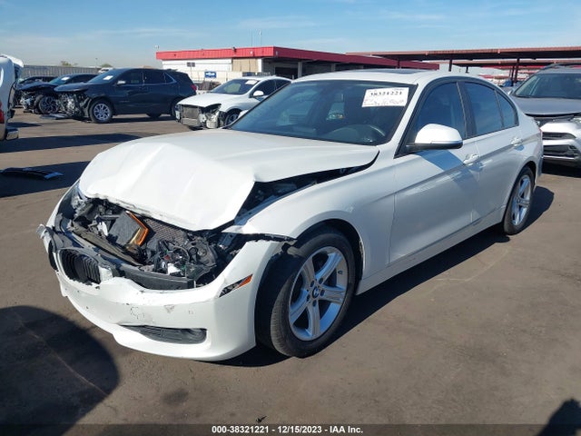 WBA3C1C54EK112827 BMW 328I