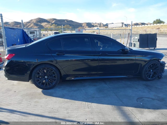 BMW 740I 2022 WBA7T2C00NCJ36807 Image 14