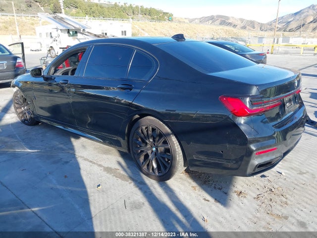 BMW 740I 2022 WBA7T2C00NCJ36807 Image 3