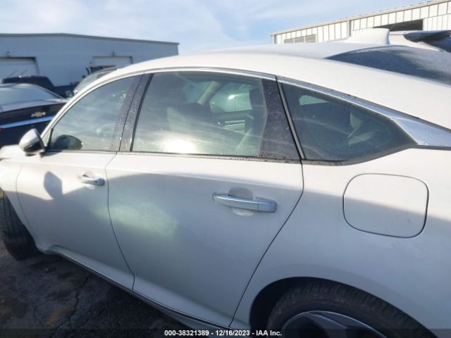 1HGCV2F90JA006698 Honda Accord Touring 2.0t