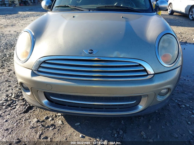 2011 MINI COOPER WMWZN3C50BTZ78031 Photo 9