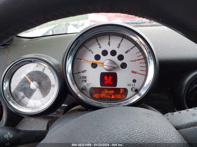 2011 MINI COOPER WMWZN3C50BTZ78031 Photo 6