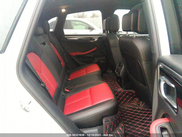 2018 PORSCHE MACAN WP1AA2A52JLB22140 Photo 7