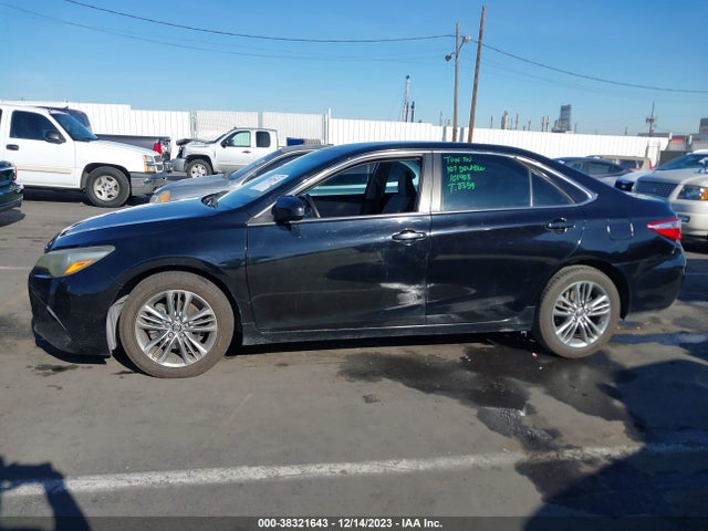 Toyota CAMRY SE 2015 4T1BF1FK3FU057585 Image 30