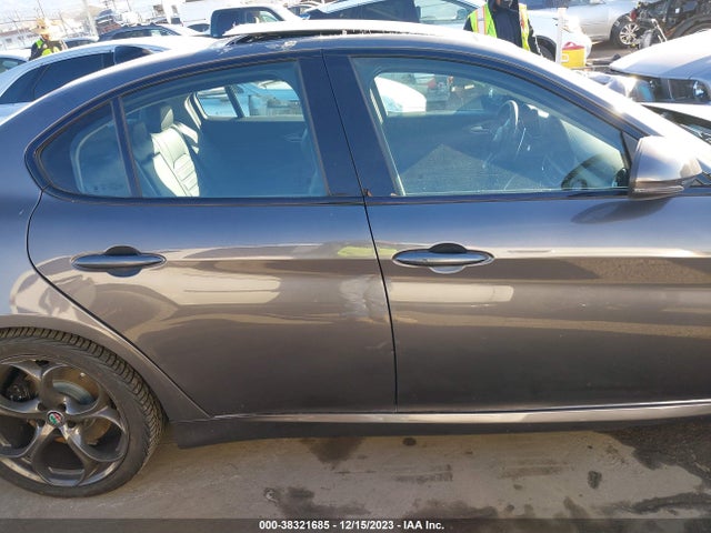 ZARFAECN9H7560930 Alfa Romeo Giulia Ti Rwd