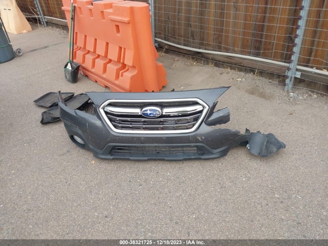 2018 SUBARU OUTBACK 3.6R LIMITED VIN: 4S4BSENC4J3332313