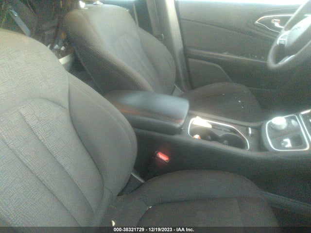 Chrysler 200 Limited 2015 1C3CCCAB1FN535859 Image 5
