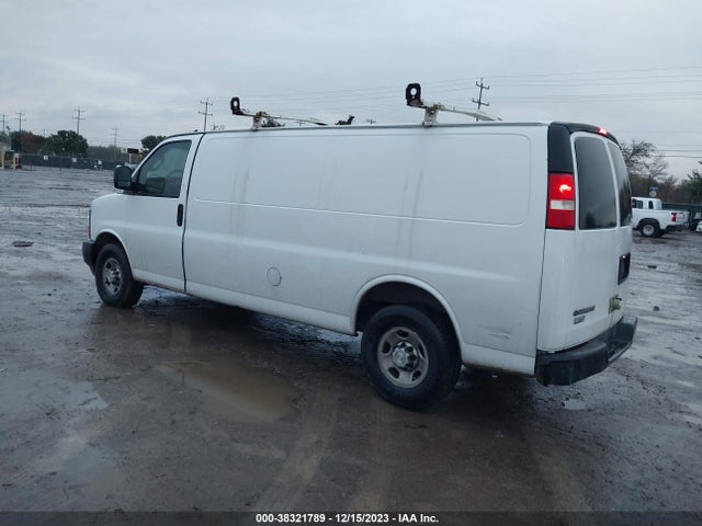 Chevrolet Express 2500 Work Van 2017 1GCWGBFFXH1104949 Image 3