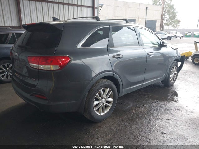 2016 KIA SORENTO 2.4L LX VIN: 5XYPGDA35GG171776