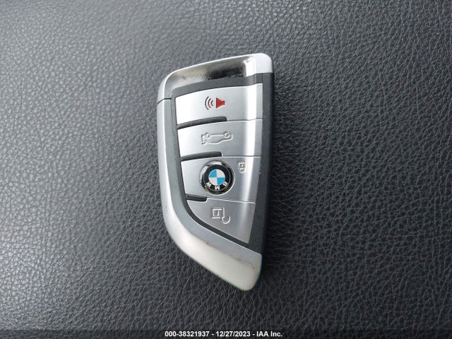 BMW 320i 2015 WBA3B1G57FNT02781 Image 11