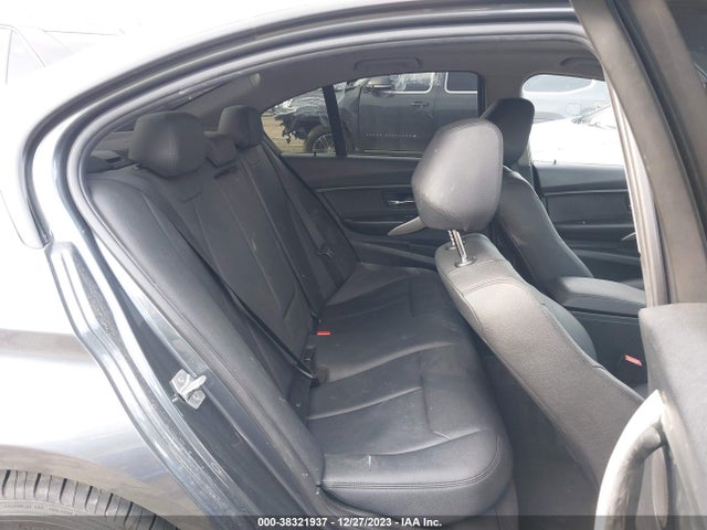 BMW 320i 2015 WBA3B1G57FNT02781 Image 8
