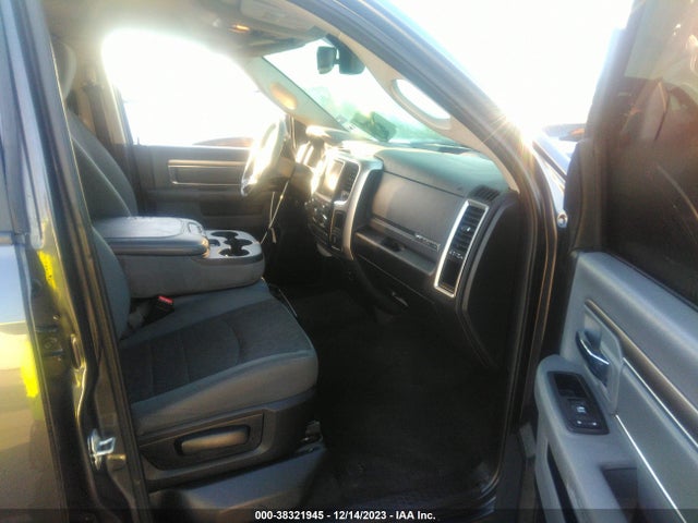 2017 RAM 1500 VIN: 1C6RR6TT8HS821618