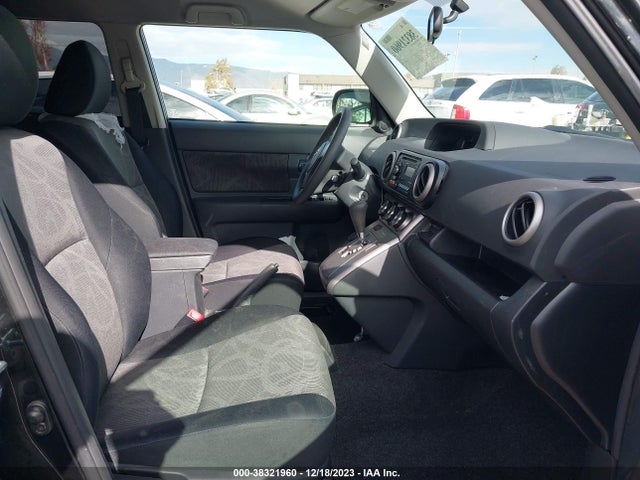 2013 SCION XB VIN: JTLZE4FE1DJ036836