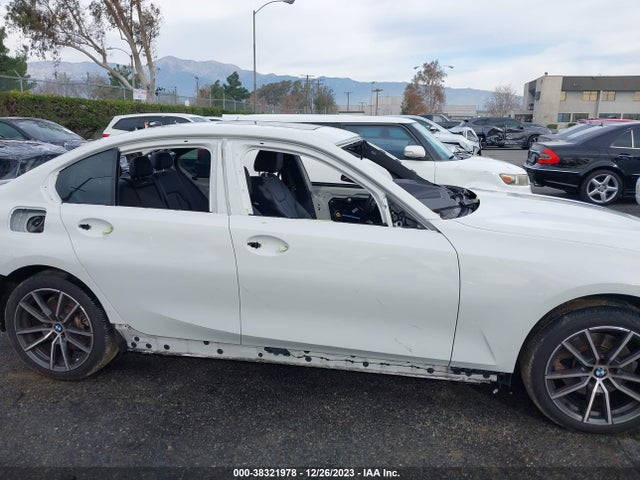 BMW 330I 2021 WBA5R1C05MFK99143 Image 14