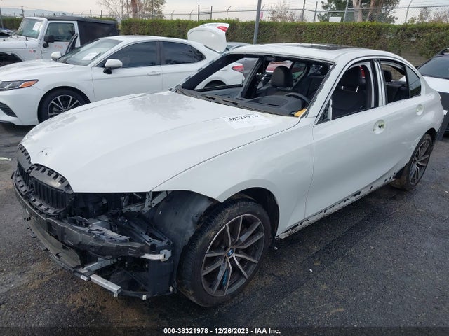 BMW 330I 2021 WBA5R1C05MFK99143 Image 2