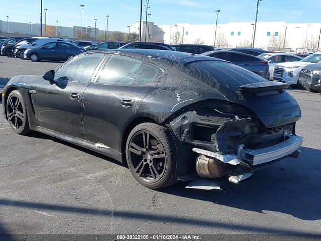 2011 PORSCHE PANAMERA WP0AA2A71BL018369 Photo 2