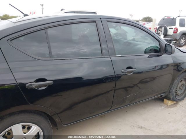 3N1CN7AP4FL821801 Nissan Versa 1.6 S